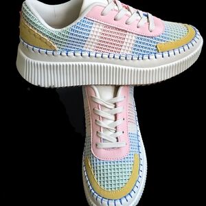 Calzado de Mujer size 9.